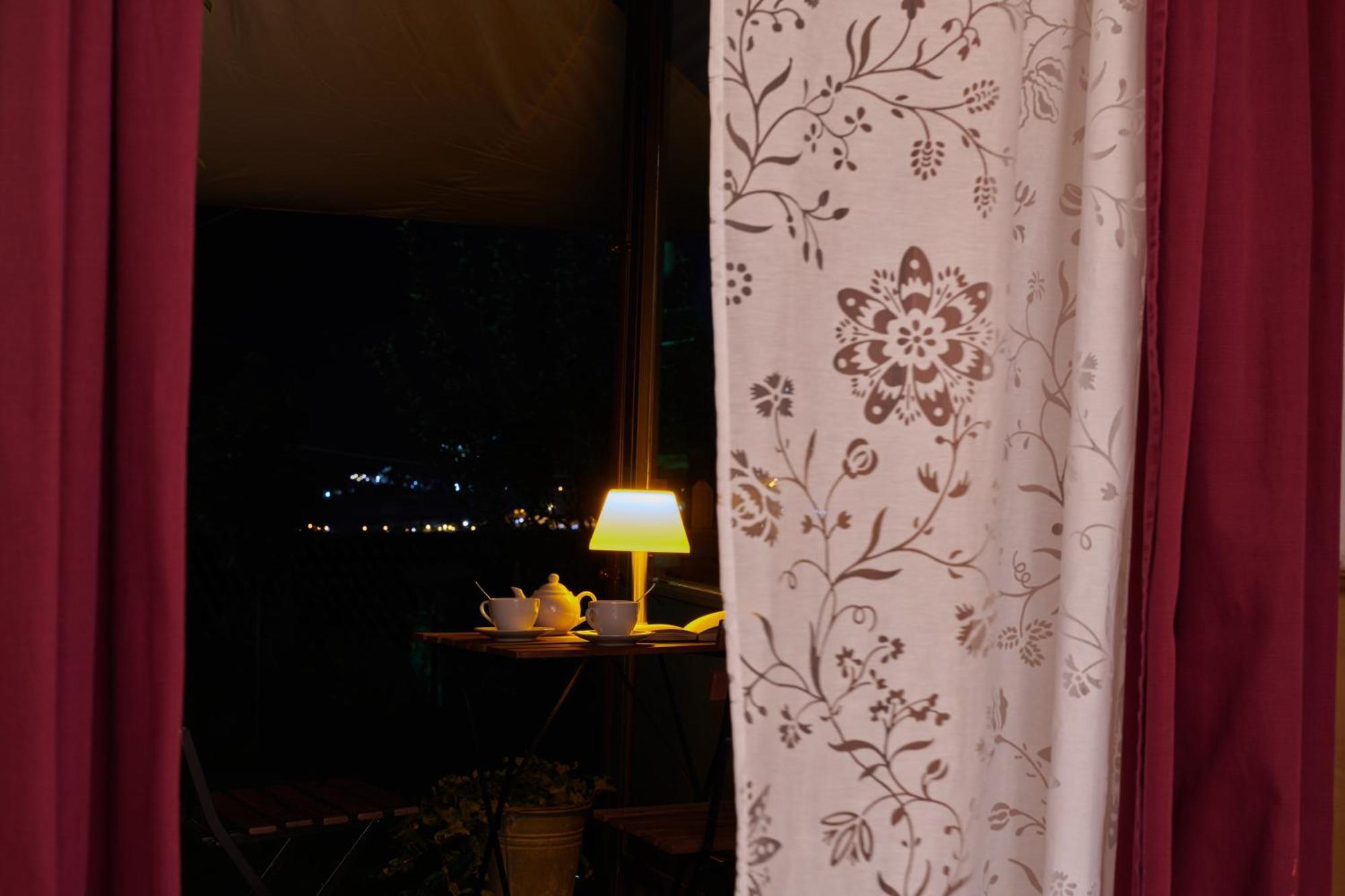 Le Rosier B&B E Appartamento Saint-Vincent Værelse billede