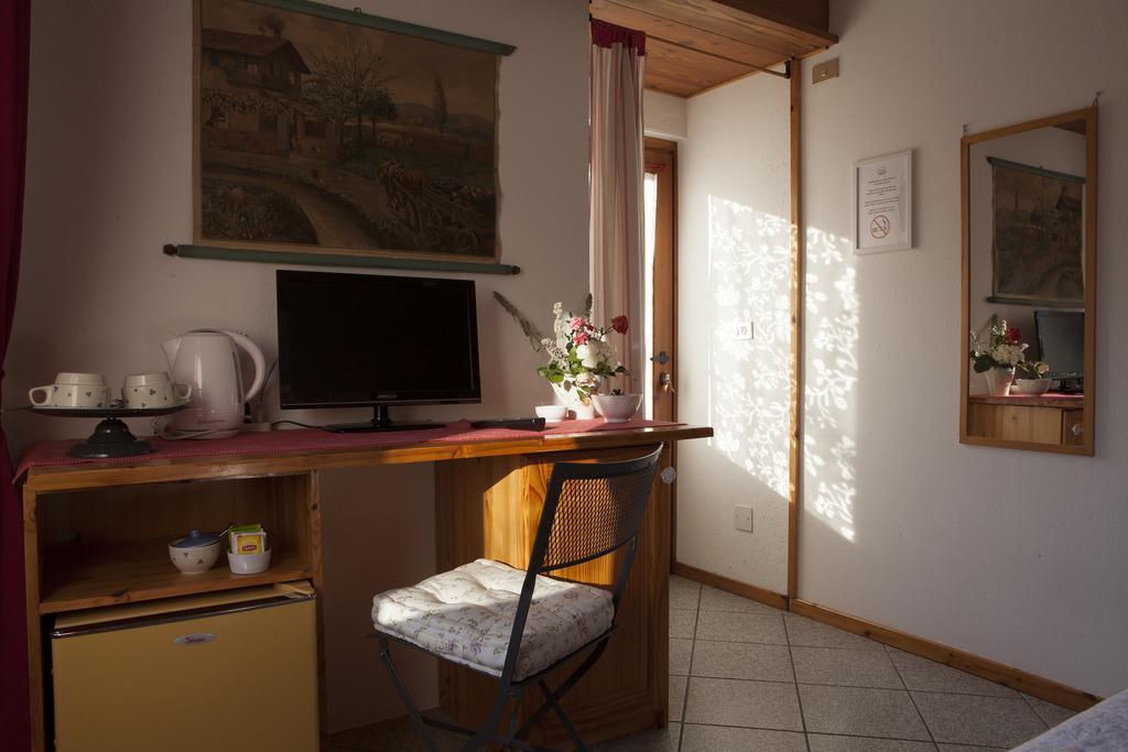 Le Rosier B&B E Appartamento Saint-Vincent Eksteriør billede