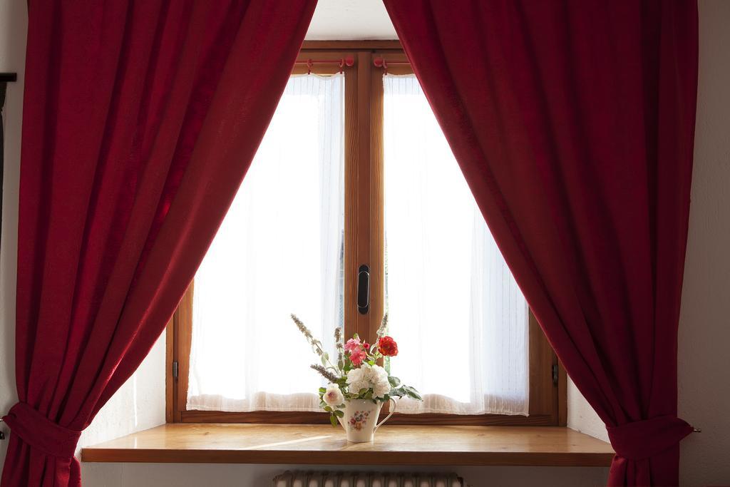 Le Rosier B&B E Appartamento Saint-Vincent Eksteriør billede